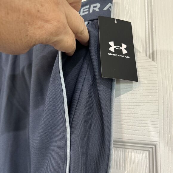 Under Armour Women 2XL Tech Play Up  Athletic Fitness Training Shorts Pockets - Picture 4 of 8